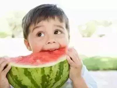 魏叔菲吃瓜,揭秘娱乐圈幕后故事 第3张 魏叔菲吃瓜,揭秘娱乐圈幕后故事 第3张